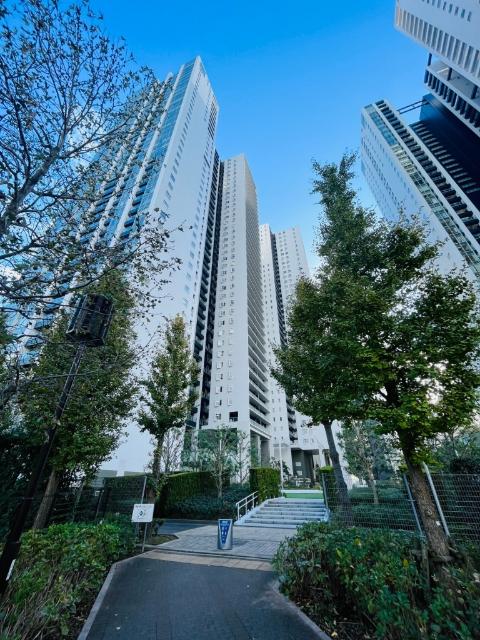 ワールドシティタワーズ　ブリーズタワー 外観