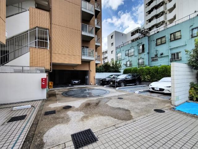 サンクタス大森ヴァッサーハウス 駐車場