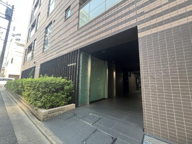 グリーンパーク新富町 エントランス
