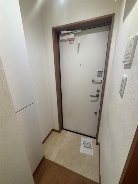 スクエア氷川台（305） 玄関