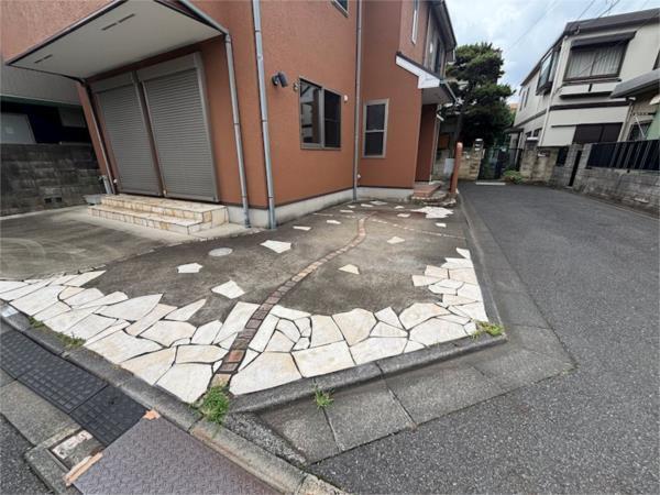 桜台5-41戸建（1号室） 駐車場