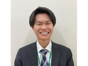 スタッフのサムネイル