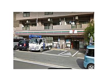 セブンイレブン川崎宮前店：103m