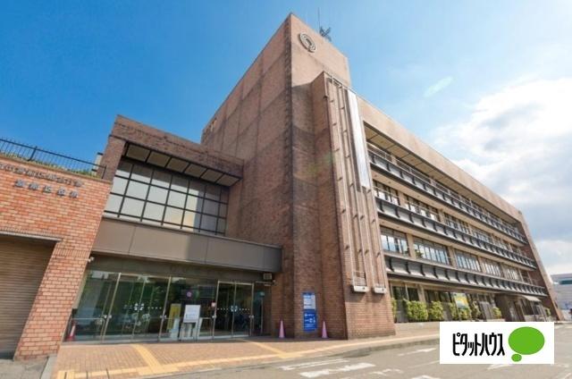 川崎市宮前区役所：1750m