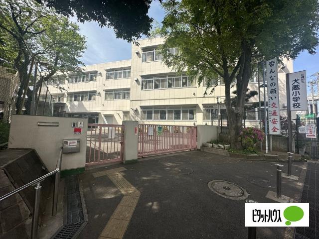 川崎市立犬蔵小学校：432m