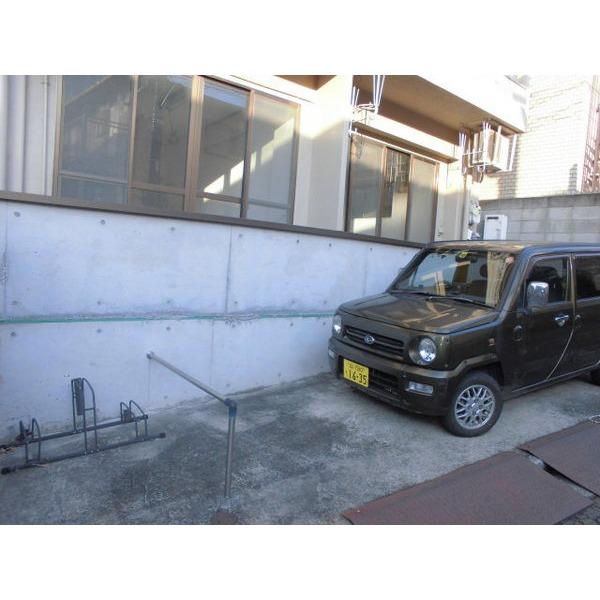 阿部マンション（202） 駐車場