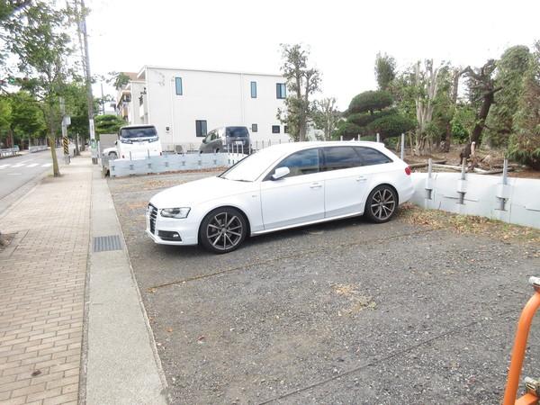 アミティハイツ第2大久保（402） 駐車場