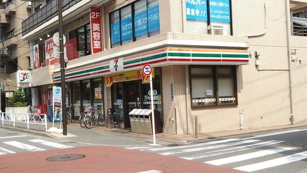 セブンイレブン川崎溝口1丁目店：411m
