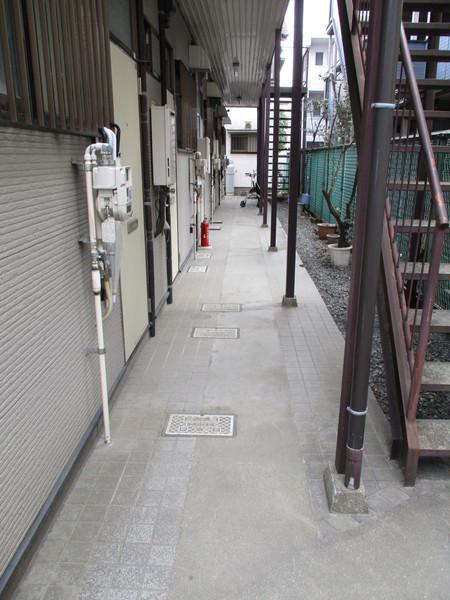 サンマリンハウス（202） エントランス
