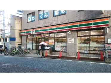 セブンイレブン溝の口店：222m