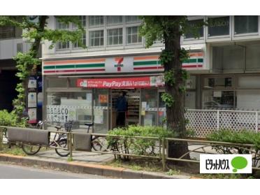 セブンイレブン三軒茶屋駅東店：90m