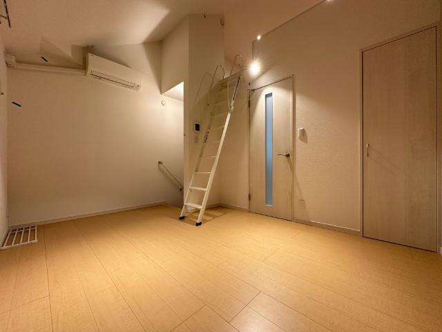 世田谷区上用賀アパート リビング