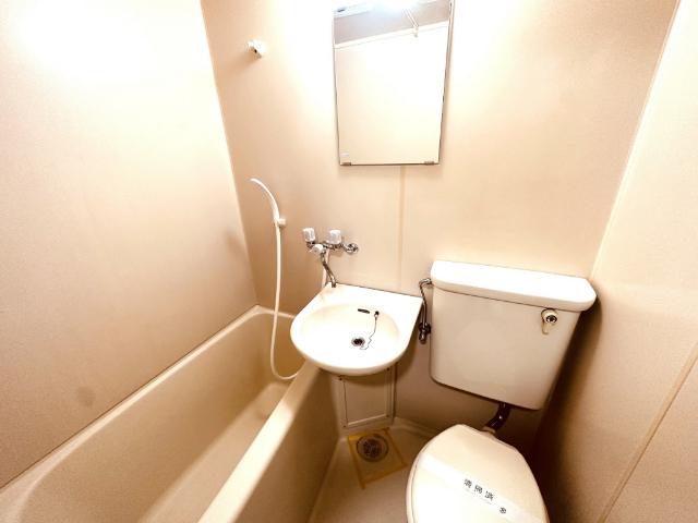 コスモポリタン（106） 洗面