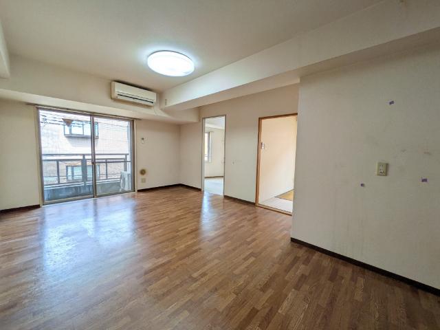 川崎市高津区千年マンション リビング