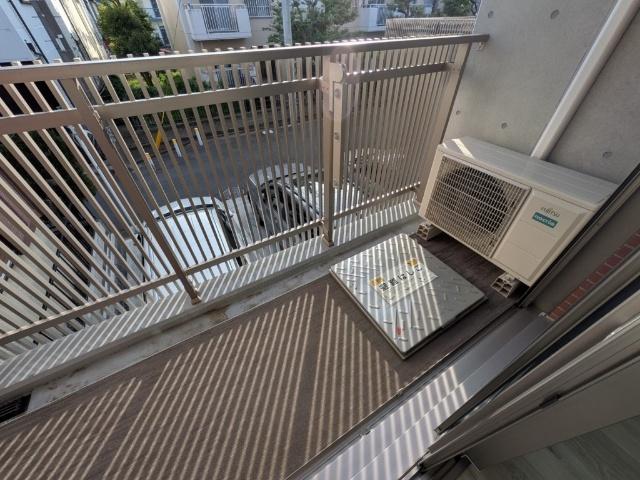 川崎市高津区久末マンション バルコニー