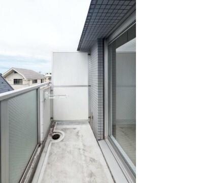 世田谷区弦巻マンション バルコニー
