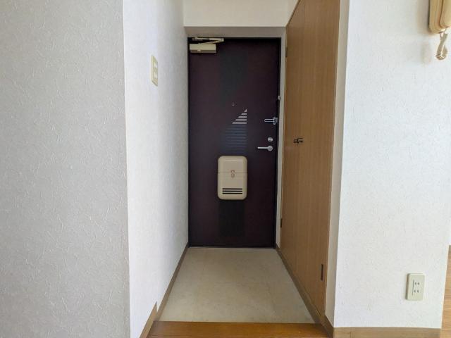 ノクティエイチⅡ（303） 玄関
