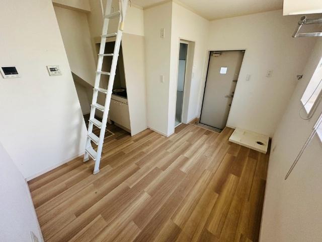 世田谷区深沢アパート 部屋画像