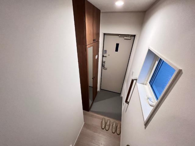 サンライズ登戸Ⅰ（301） 玄関