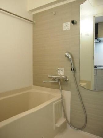 世田谷区弦巻マンション バス／シャワー