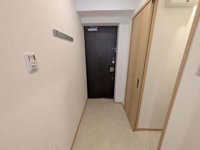 Ｓｈｉｂａｒｓ（シバーズ）（102） 玄関