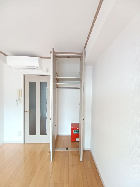 アーバン・レジデンス（310） 部屋画像