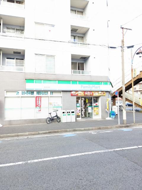 ファミリーマート鶴見仲通店：278m