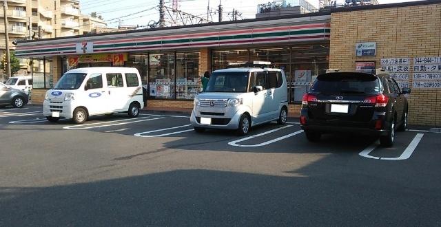 セブンイレブン川崎津田山店：829m
