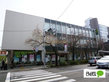 三井住友銀行桜新町支店：152m