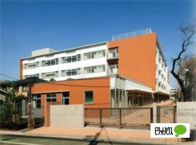 世田谷区立京西小学校：709m