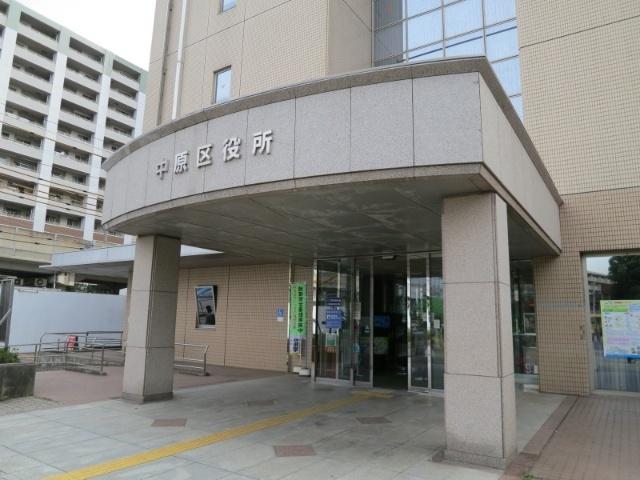 川崎市中原区役所：2348m