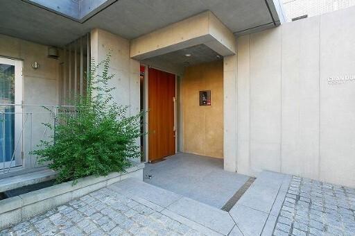 世田谷区玉川台マンション エントランス