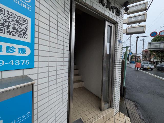パールハイツ（207） エントランス