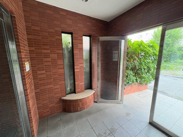 世田谷区玉川台マンション エントランス