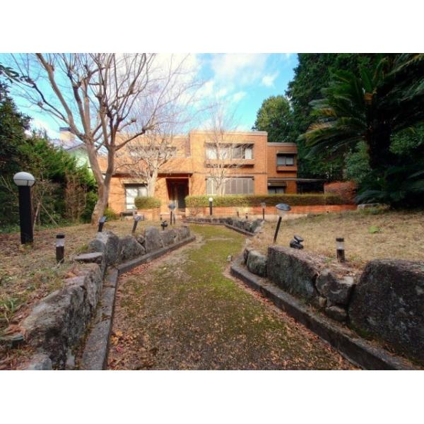 庭園付きの戸建