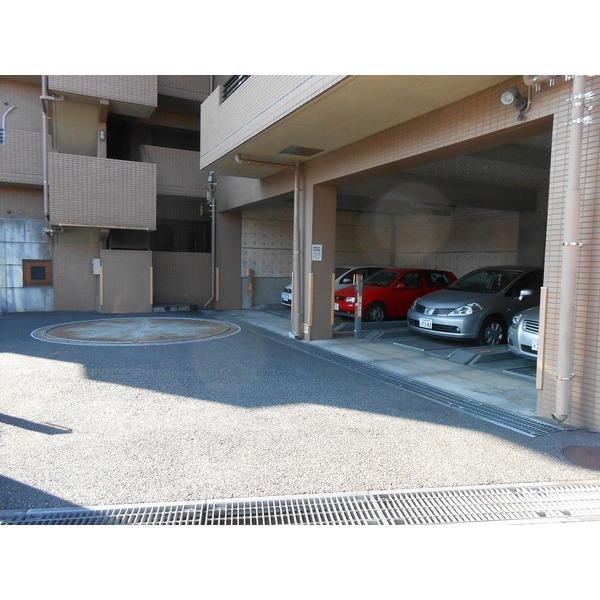 クレッセント溝の口Ⅳ 駐車場