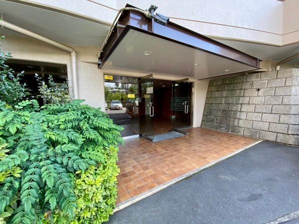 ウィンザーハイム宮前平アーベイン エントランス