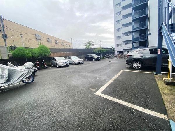 東建多摩川マンション 駐車場