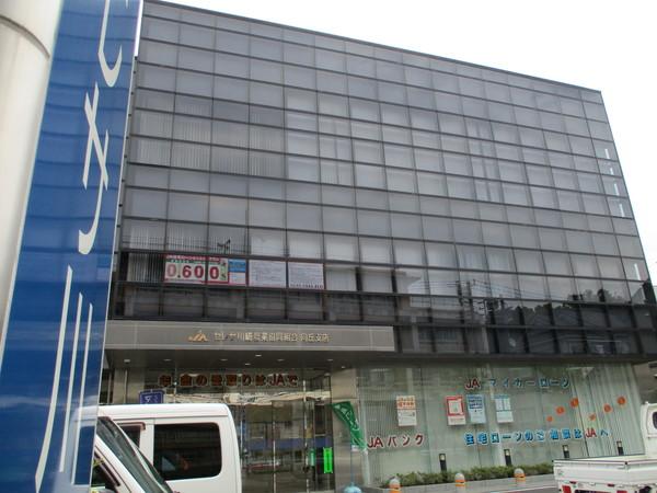 銀行