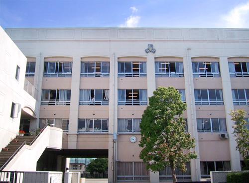 中学校