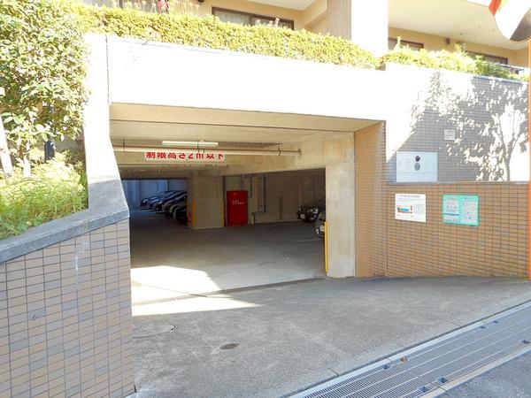 ドメインたまプラーザ 駐車場