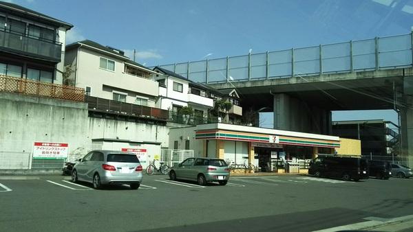 コンビニ