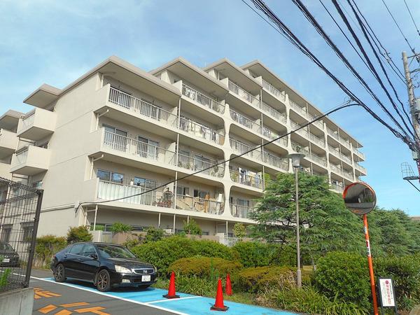 日商岩井武蔵小杉マンション 外観