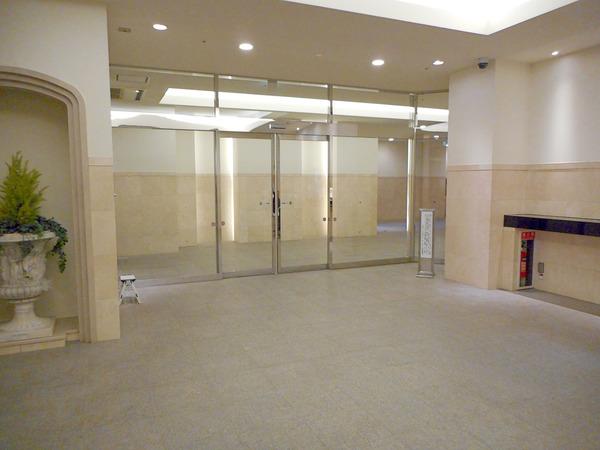 ヒルハイツたまプラーザソルヴィル　A棟 ロビー