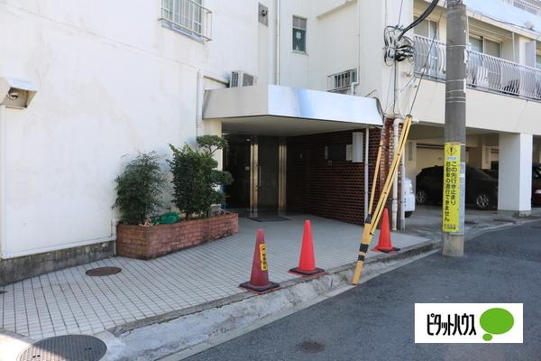 チサンマンション北沢 エントランス