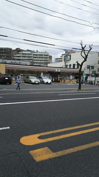 コンビニ