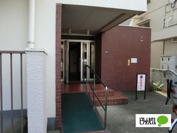 ライオンズマンション上野毛B棟 エントランス