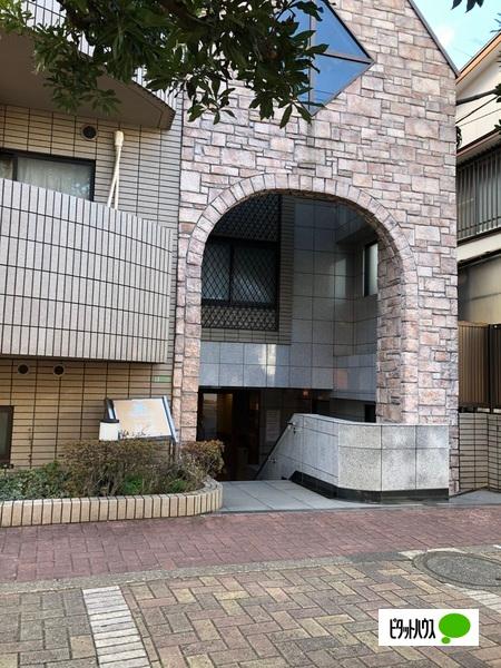 マイネシュロッス経堂 エントランス