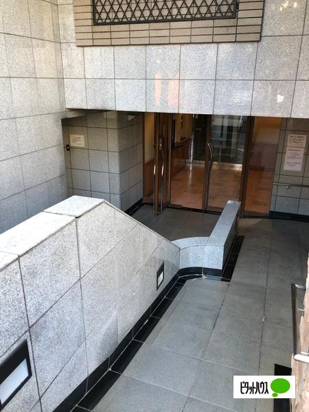 マイネシュロッス経堂 エントランス
