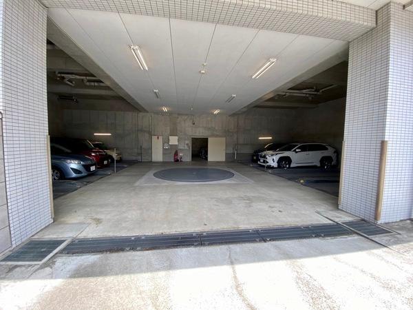 アークプラザ希望が丘 駐車場